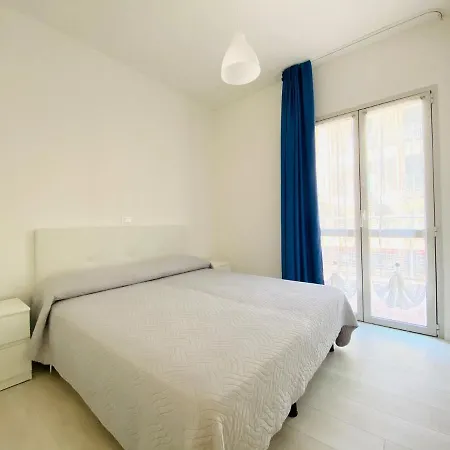 Apartman Augustus - Piazza Mazzini - Vicino Al Mare - Immobil Relax *