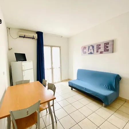 Augustus - Piazza Mazzini - Vicino Al Mare - Immobil Relax Apartman *