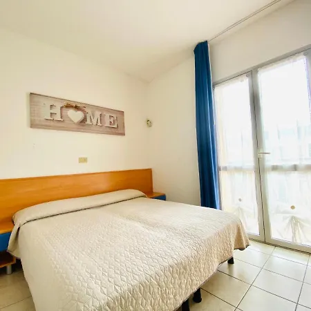 Augustus - Piazza Mazzini - Vicino Al Mare - Immobil Relax Apartman